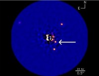 Planeta descubierto en la estrella HR 8799. Imagen: NRC-HIA, C. Marois, Keck Observatory