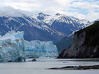 Glaciar Hubbard a punto de cerrar el fiiordo Rusell. Foto: Hilary Slater