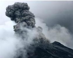 Nube de ceniza del volcánreventador en 2010