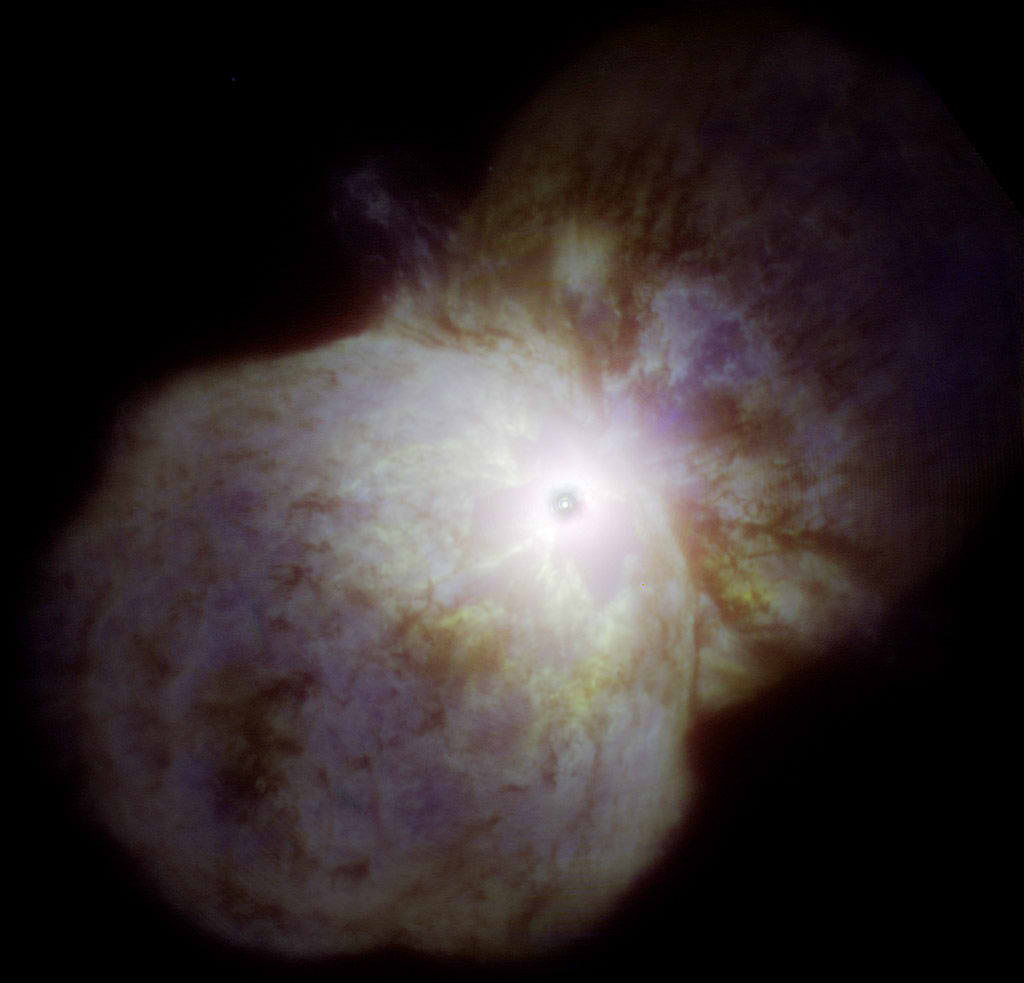 Eta Carinae, se ubica a sólo 7,500-8,000 años luz de distancia, está conformada por al menos dos estrellas en su núcleo, la más grande de las cuales es la más luminosa y masiva e nuestra galaxia. Foto:  J.C. Martin et. al.