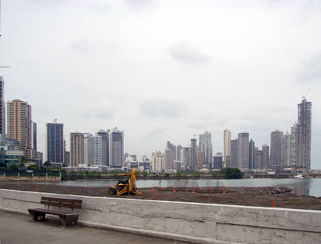 Comercio abierto, liberalización financiera y bajos impuestos son la base del desarrollo económico de cualquier nación. Ciudad de Panamá. Foto: Danny Ayala Hinojosa